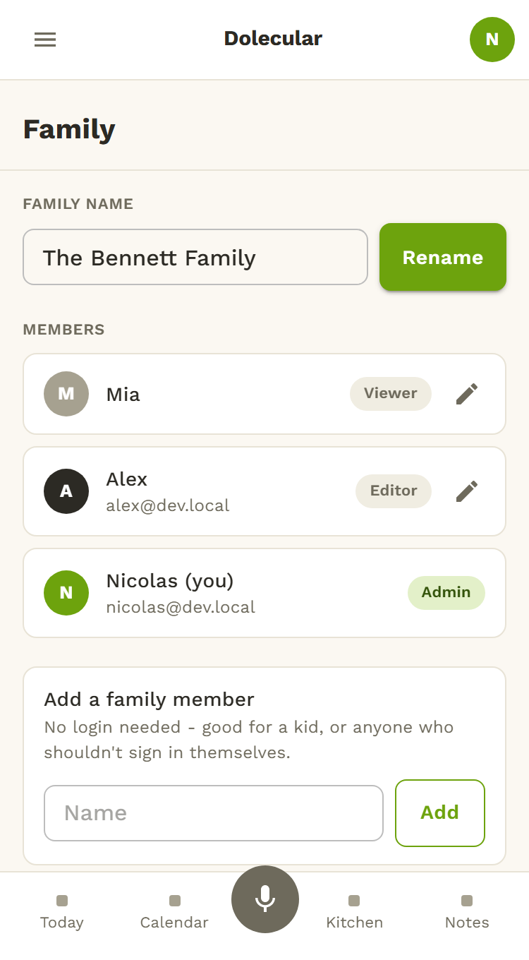Dolecular's Family page: the household's members and their role - viewer, editor or admin.